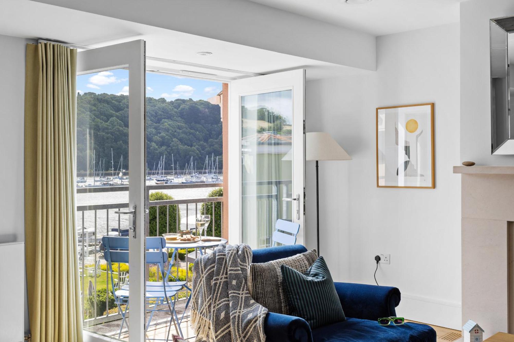 Dart Marina - Luxury Apartment On Marina Дартмаут Экстерьер фото